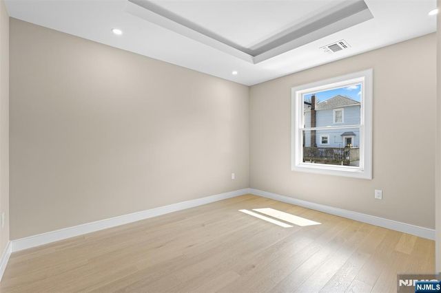 416 8th Street, Fairview, NJ 07022