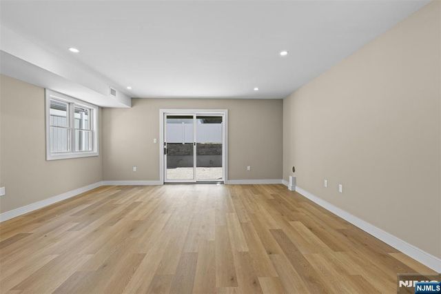 416 8th Street, Fairview, NJ 07022