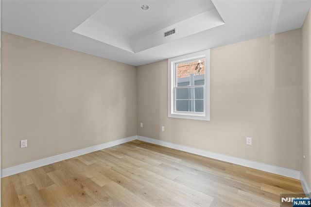 416 8th Street, Fairview, NJ 07022