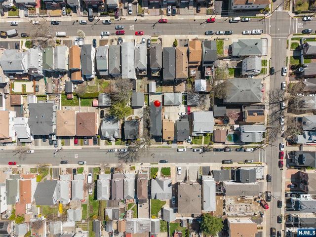 416 8th Street, Fairview, NJ 07022