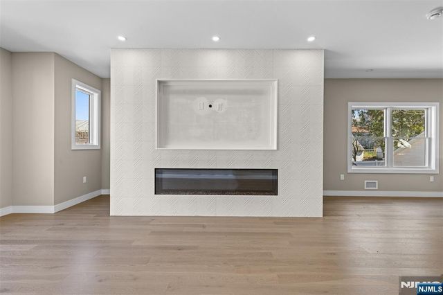 416 8th Street, Fairview, NJ 07022