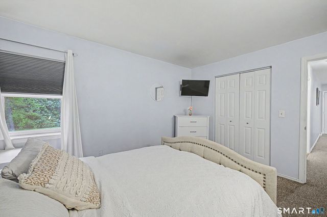 10 Scuppo Road A10, Danbury, CT 06811
