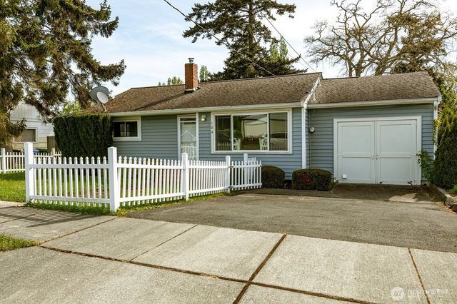164 NE Ernst, Oak Harbor, WA 98277