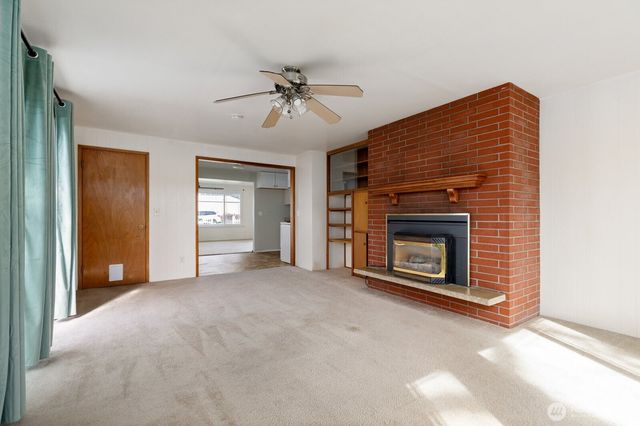 164 NE Ernst, Oak Harbor, WA 98277