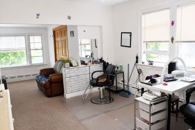 7030 W Wrightwood Avenue, Chicago, IL 60707