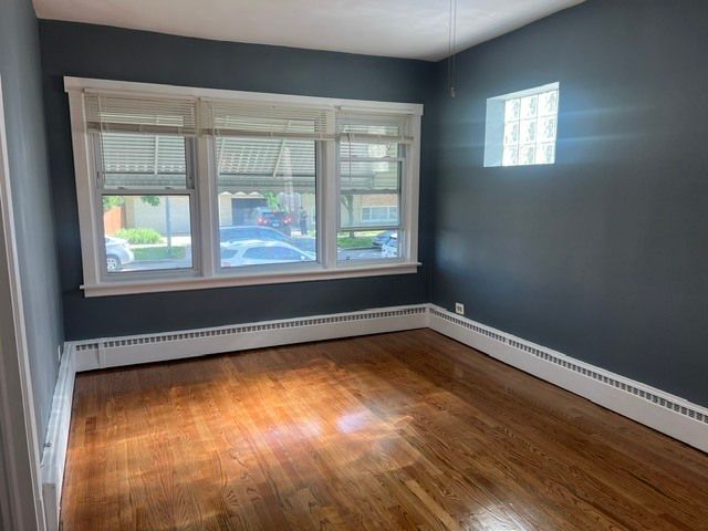 7030 W Wrightwood Avenue, Chicago, IL 60707
