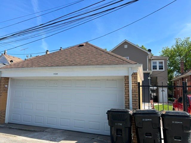 7030 W Wrightwood Avenue, Chicago, IL 60707