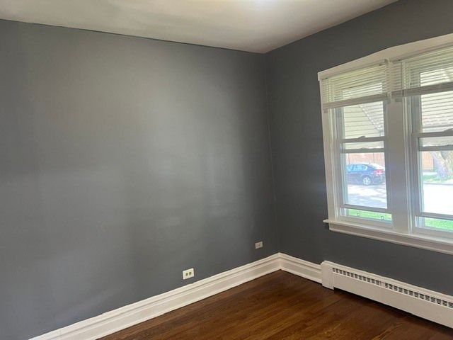 7030 W Wrightwood Avenue, Chicago, IL 60707