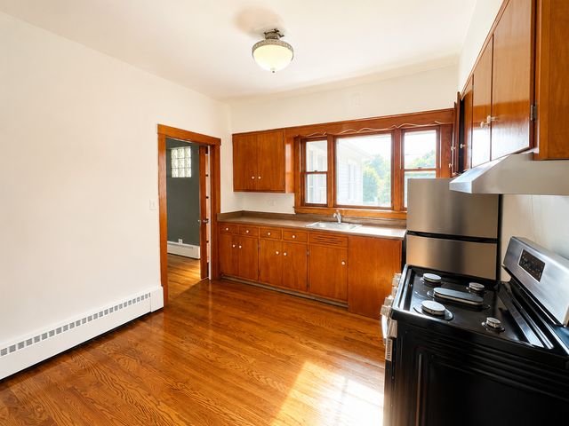 7030 W Wrightwood Avenue, Chicago, IL 60707