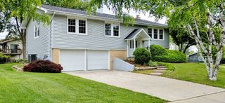 1750 Chippendale Road, Hoffman Estates, IL 60169