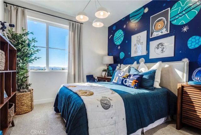 12720 Azure Way 27, Hawthorne, CA 90250