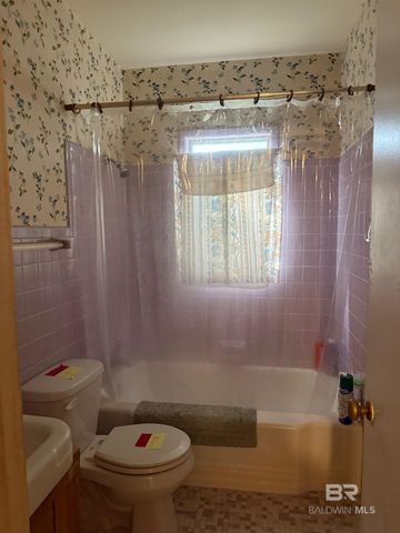 156 Pier Avenue, Fairhope, AL 36532