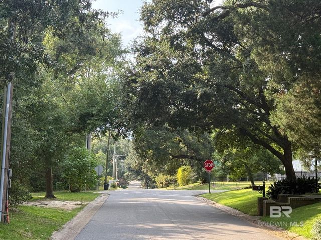 156 Pier Avenue, Fairhope, AL 36532