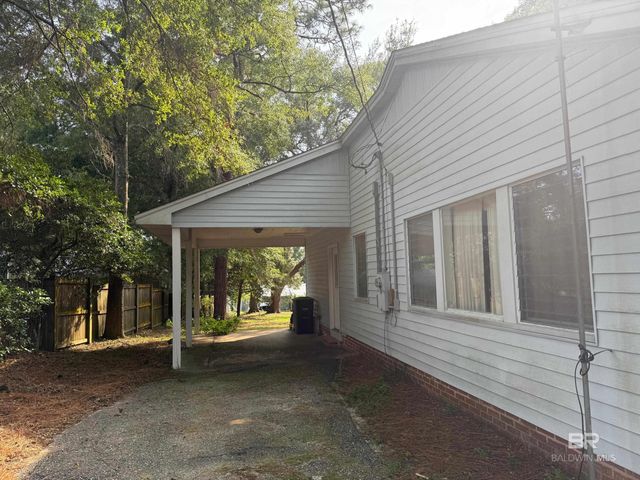 156 Pier Avenue, Fairhope, AL 36532