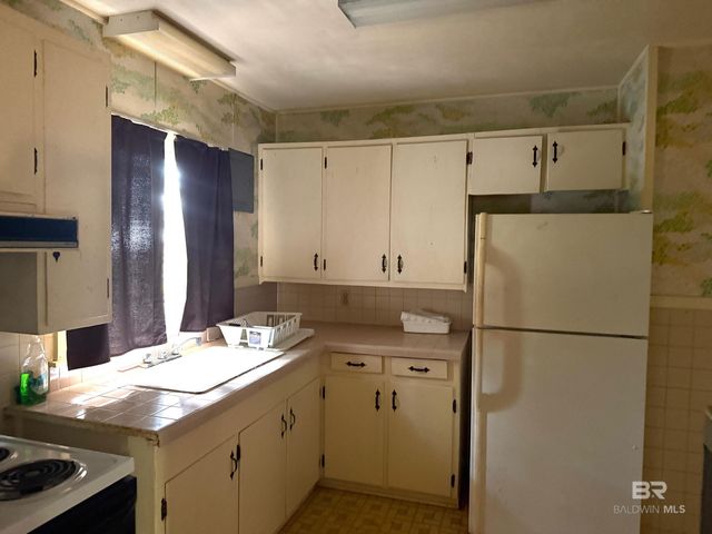 156 Pier Avenue, Fairhope, AL 36532