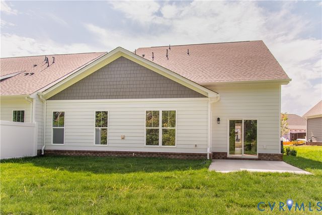 8660 Hope Farm Ln, Mechanicsville, VA 23111