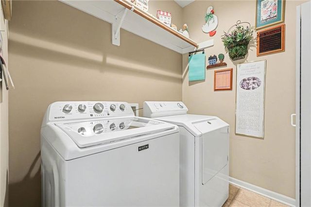 20306 W 99th Terrace, Lenexa, KS 66220