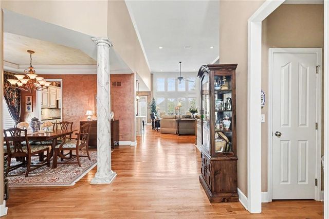 20306 W 99th Terrace, Lenexa, KS 66220