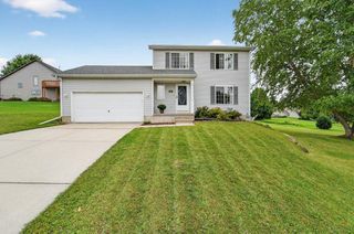 816 Vista Ridge Drive, Mount Horeb, WI 53572