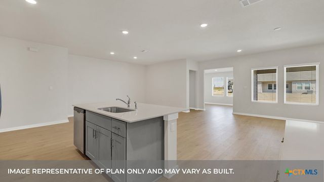 465 ELKINS PRAIRIE Drive, Lockhart, TX 78644