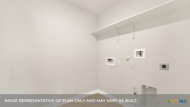 465 ELKINS PRAIRIE Drive, Lockhart, TX 78644