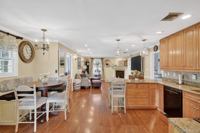 31 Kendall Drive, New City, NY 10956