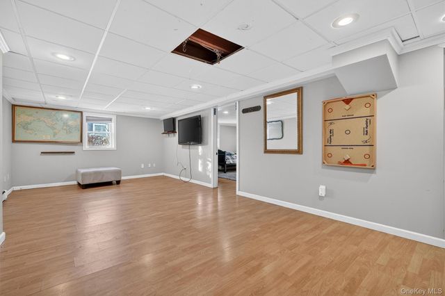 31 Kendall Drive, New City, NY 10956