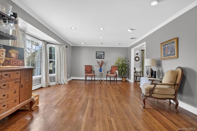 31 Kendall Drive, New City, NY 10956