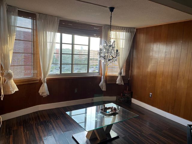 1770 NE 191st St 700-1, Miami, FL 33179