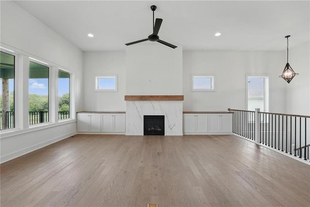 1518 NW 106th Terrace, Kansas City, MO 64155