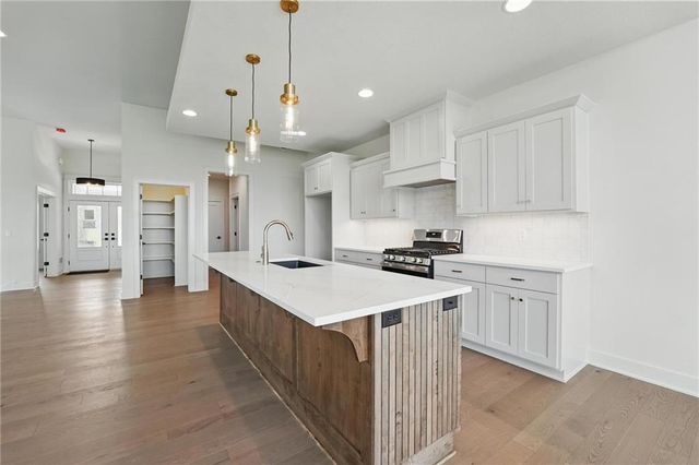 1518 NW 106th Terrace, Kansas City, MO 64155