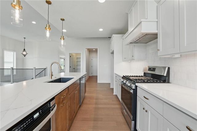 1518 NW 106th Terrace, Kansas City, MO 64155