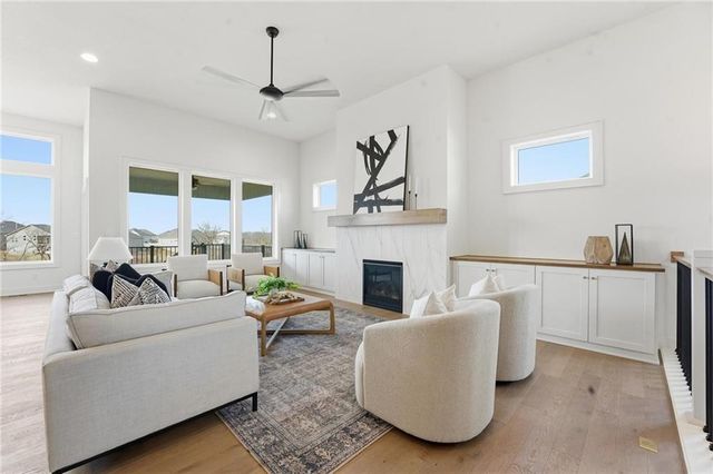 1518 NW 106th Terrace, Kansas City, MO 64155