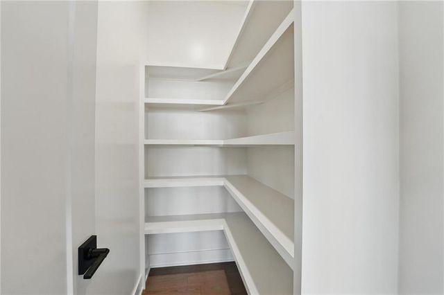 1518 NW 106th Terrace, Kansas City, MO 64155