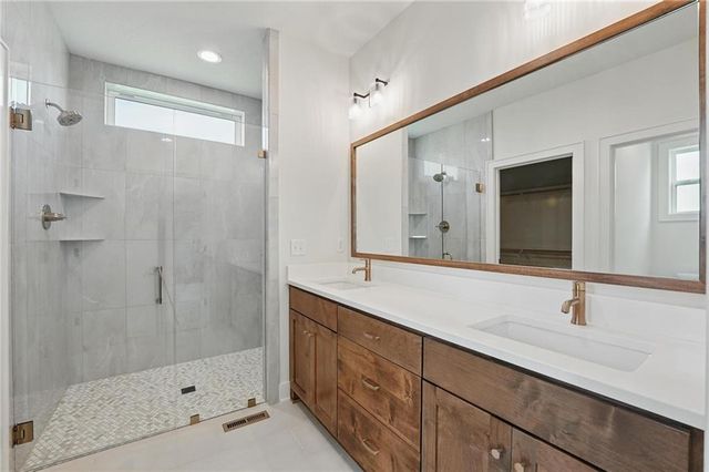 1518 NW 106th Terrace, Kansas City, MO 64155