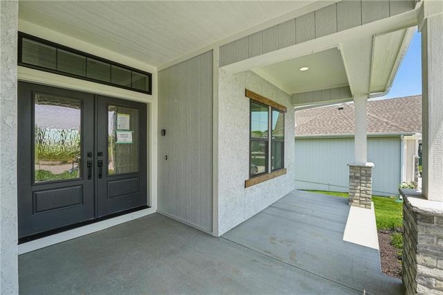 1518 NW 106th Terrace, Kansas City, MO 64155