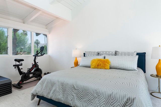 1347 Verano Drive, Palm Springs, CA 92264