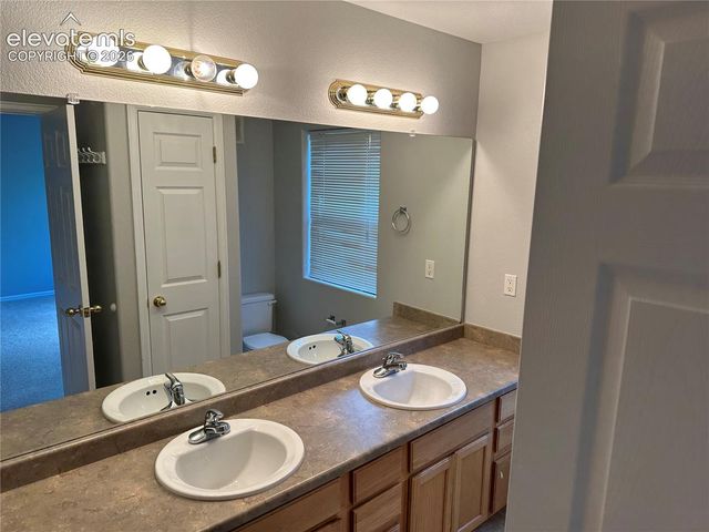856 Cima Vista Point, Colorado Springs, CO 80916