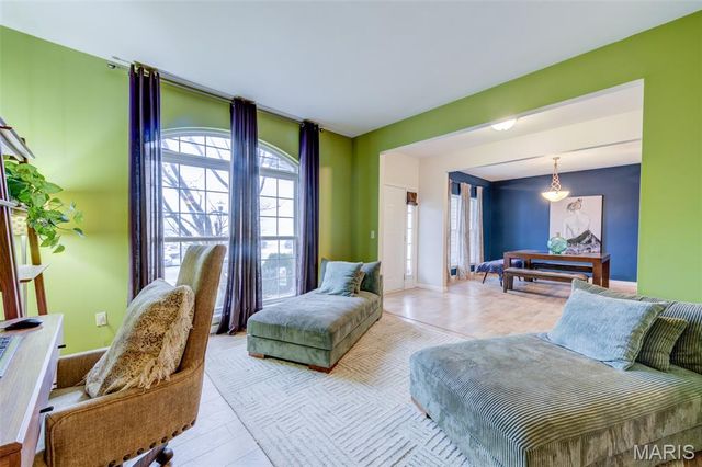 10 Southern Hills Court, O'fallon, MO 63366