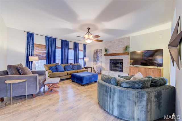 10 Southern Hills Court, O'fallon, MO 63366