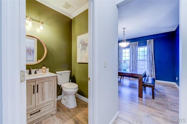 10 Southern Hills Court, O'fallon, MO 63366