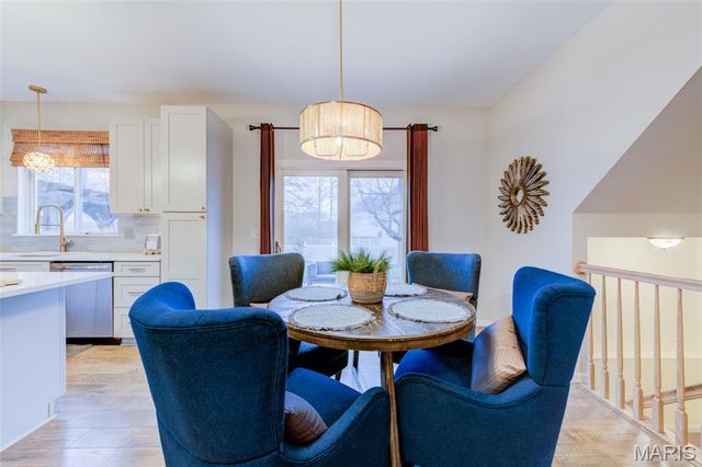 10 Southern Hills Court, O'fallon, MO 63366