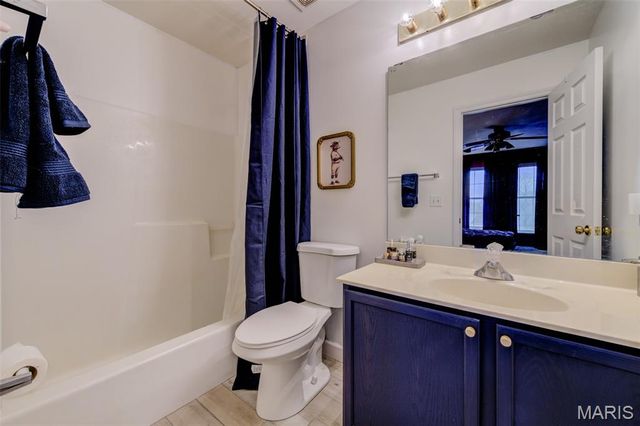 10 Southern Hills Court, O'fallon, MO 63366