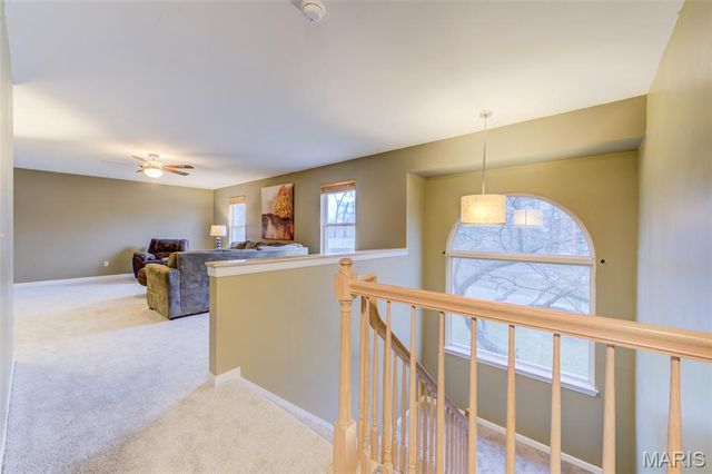 10 Southern Hills Court, O'fallon, MO 63366