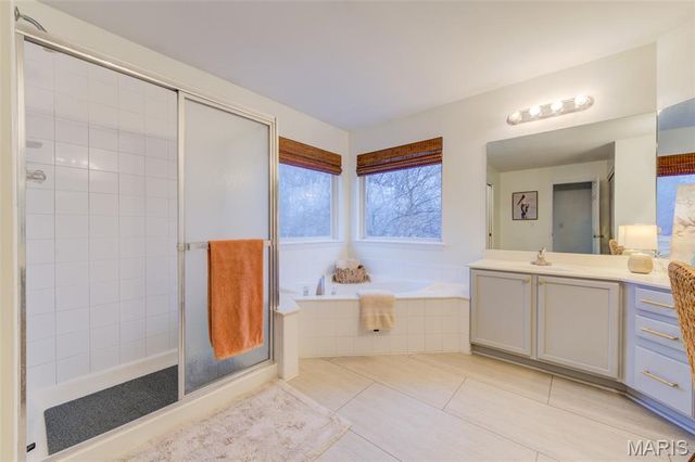 10 Southern Hills Court, O'fallon, MO 63366