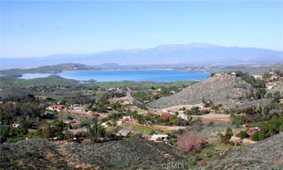 39 Burwood Drive, Perris, CA 92570