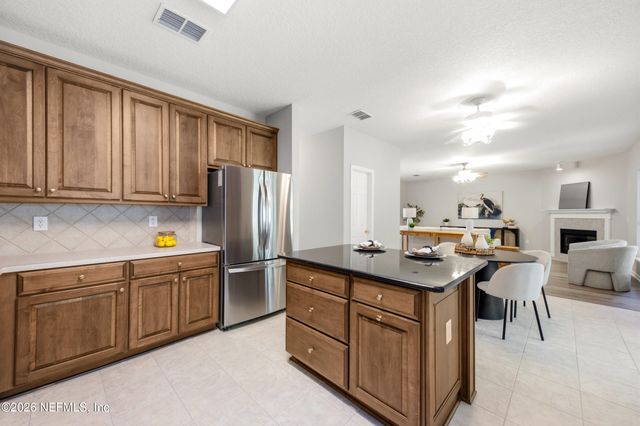 1555 SUMMERDOWN Way, St. Johns, FL 32259