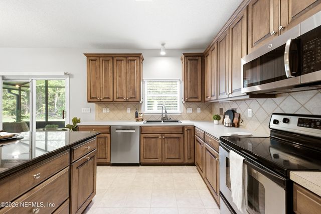 1555 SUMMERDOWN Way, St. Johns, FL 32259
