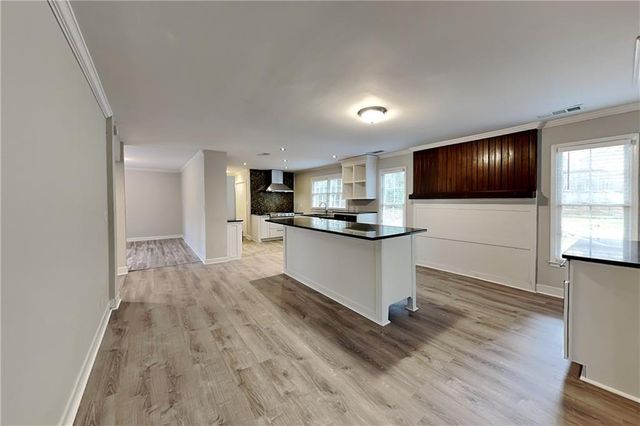 2916 Sope Creek Drive, Marietta, GA 30068