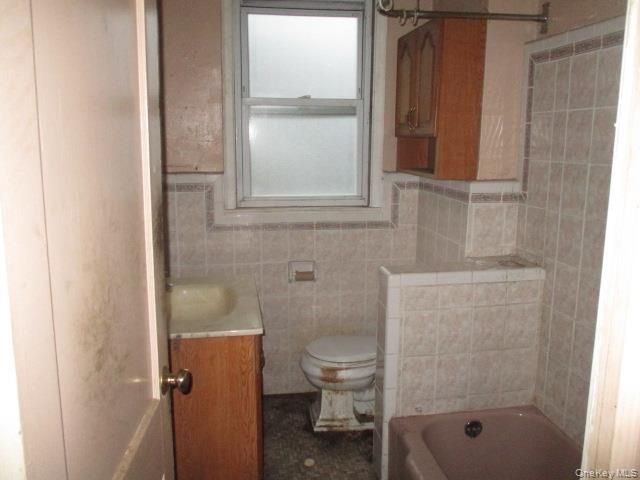 98 Marine Street, Bronx, NY 10464